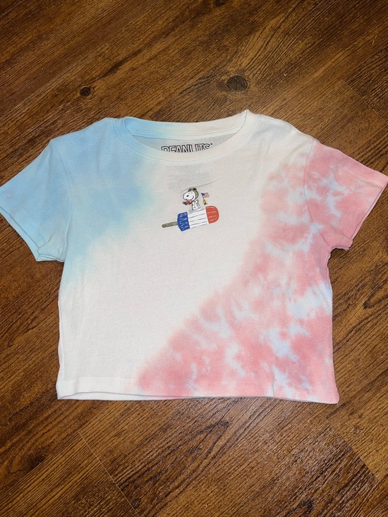 Peanuts Tops - Peanuts Snoopy Graphic Blue, White & Red Split Tie-Dye Crop Top Size L